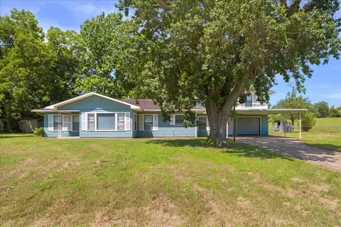 8081 Ernst Pkwy, Industry, TX 78944