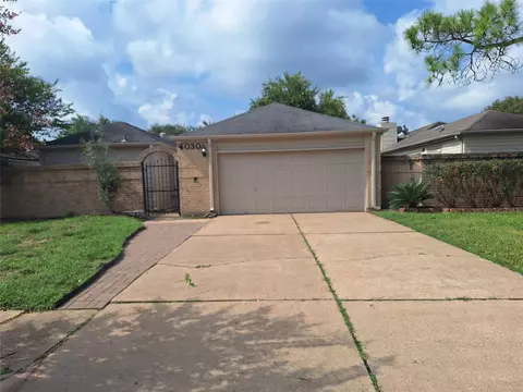 4030 Knoll Glen Dr, Houston, TX 77082