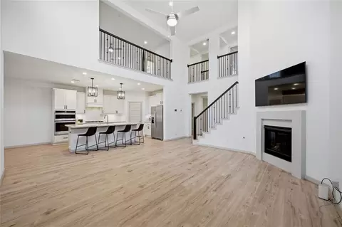 29250 Pikes Peak Dr, Katy, TX 77494