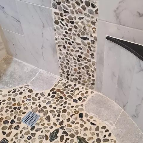 Bath - 2891 Avenue M Extended, Conroe, TX 77301 photo 5 of 5