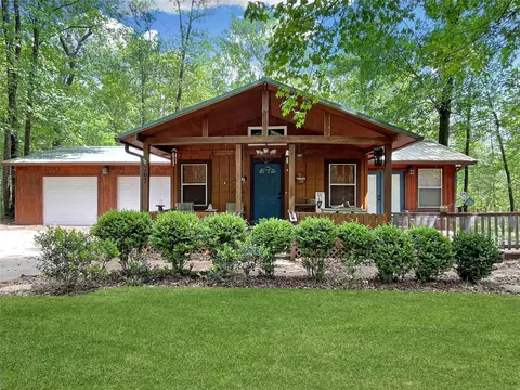 207 Arrowcrest Dr, Brookeland, TX 75931