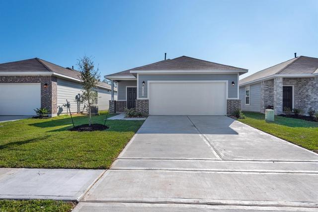 25719 Northpark Palm Dr, Porter, TX 77365