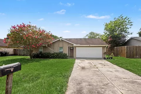 11411 Marrs Dr, Houston, TX 77065