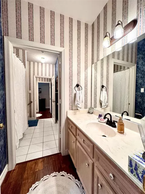 Bath - 41 Bluebird Ln, Trinity, TX 75862 photo 6 of 6