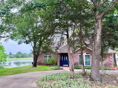 41 Bluebird Ln, Trinity, TX 75862