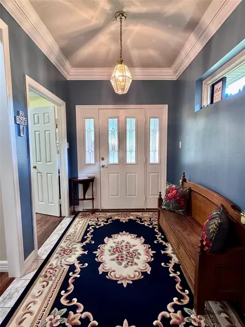 Entry Way - 41 Bluebird Ln, Trinity, TX 75862 photo 3 of 5