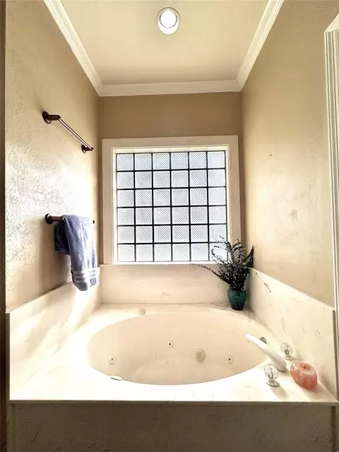 Bath - 41 Bluebird Ln, Trinity, TX 75862 photo 3 of 6