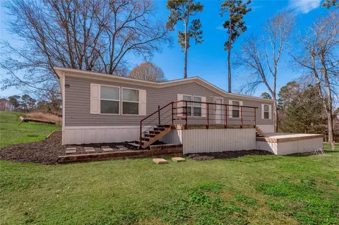 531 Canal Dr, Point Blank, TX 77364