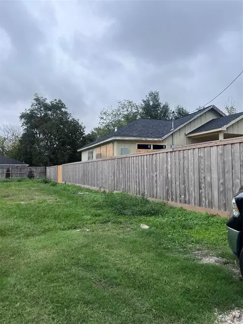 4608 N Loop East E, Houston, TX 77026 photo 5
