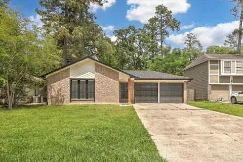 23 Summer Crest Cir, The Woodlands, TX 77381