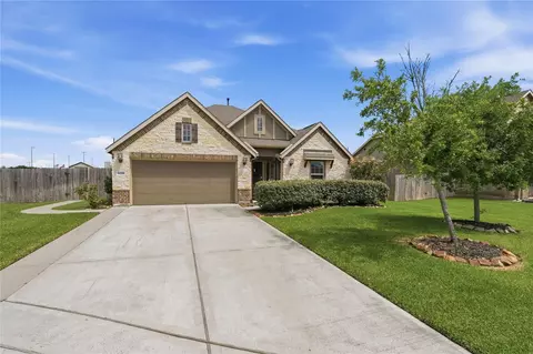 9218 Regan Way, Mont Belvieu, TX 77523