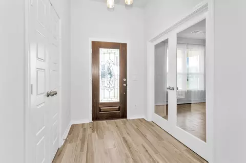 Entry Way - 36244 Cochran Rd, Waller, TX 77484 photo 1 of 4