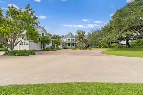 Exterior - 1007 Fm 390 E, Brenham, TX 77833 photo 8 of 15