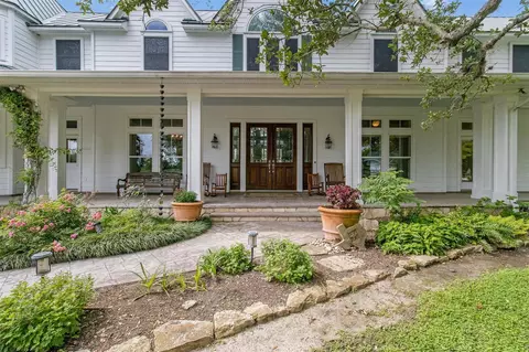 Exterior - 1007 Fm 390 E, Brenham, TX 77833 photo 5 of 15