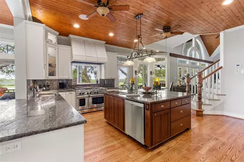 Kitchen - 1007 Fm 390 E, Brenham, TX 77833 photo 2 of 3