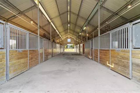 Entry Way - 1007 Fm 390 E, Brenham, TX 77833 photo 6 of 6