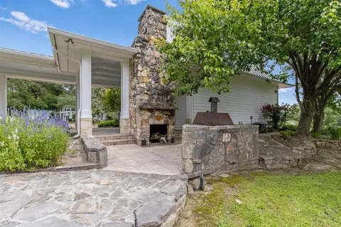 Exterior - 1007 Fm 390 E, Brenham, TX 77833 photo 13 of 15