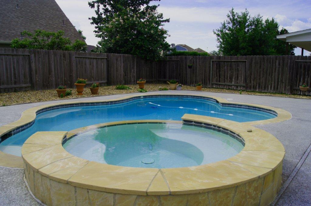 2914 Willow Fork Dr, Katy, TX 77450 photo 1