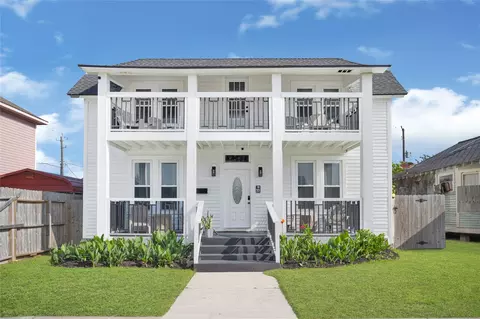 3624 Avenue S 12, Galveston, TX 77550