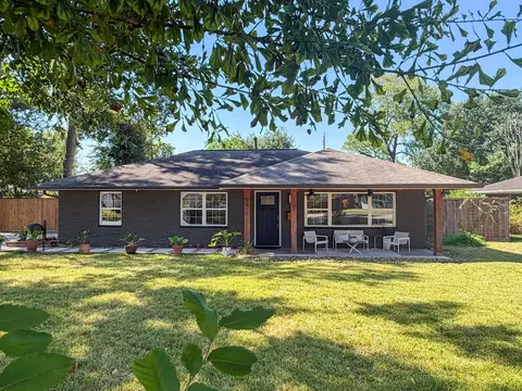 9317 Livernois Rd, Houston, TX 77080