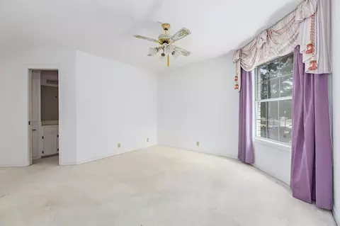 Bedroom - 555 Willow Dr, Jasper, TX 75951 photo 4 of 7