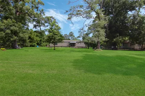 Exterior - 18093 Pickering Rd, Conroe, TX 77302 photo 2 of 4