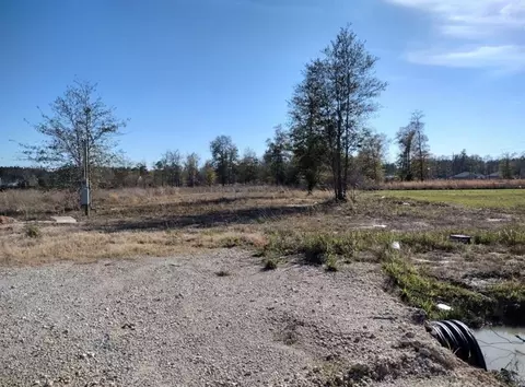 214 County Road 3556, Cleveland, TX 77327