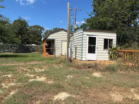139 Tranquility Dr, Trinity, TX 75862 photo 9
