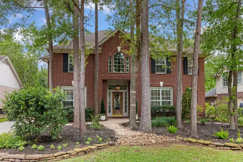 39 N Greenvine Cir, The Woodlands, TX 77382