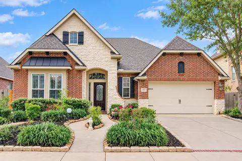 814 Hollington Way, Sugar Land, TX 77479