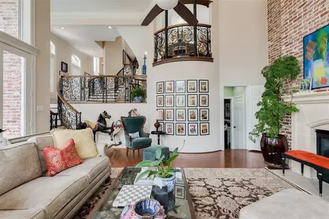 215 E 4th St, Houston, TX 77007 photo 1