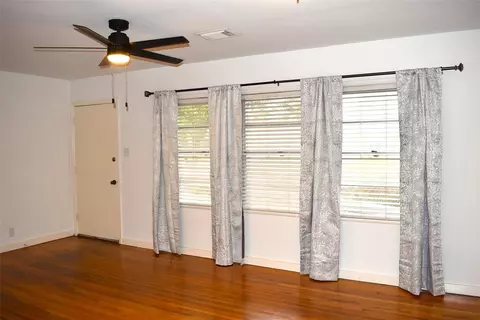 Living - 1006 Mac Dr, Sweeny, TX 77480 photo 1 of 3