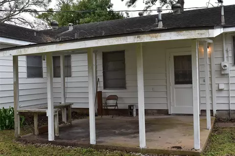 Exterior - 1006 Mac Dr, Sweeny, TX 77480 photo 10 of 10