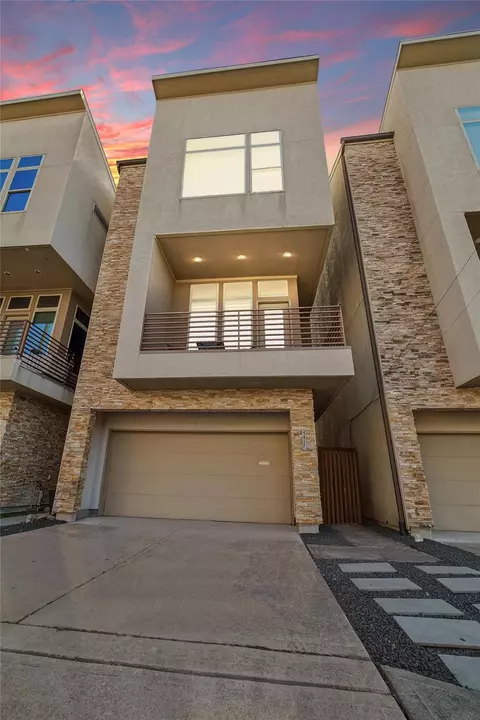 4417 Eli St, Houston, TX 77007