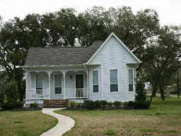 936 7th St, Hempstead, TX 77445 photo 1
