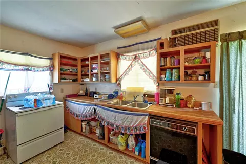 Kitchen - 81 E Bishop Rd, Point Blank, TX 77364 photo 1 of 2