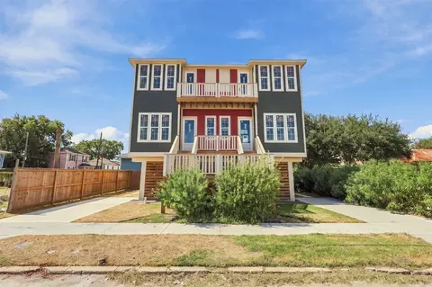 1201 28th St, Galveston, TX 77550