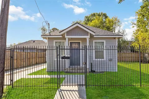 3810 Rawley St, Houston, TX 77020