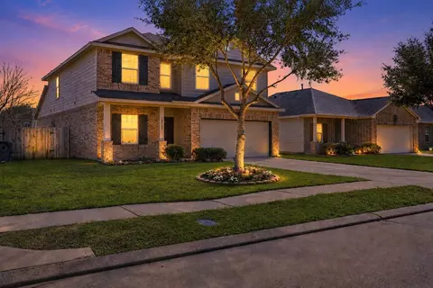 10922 Woodwind Shadows Dr, Cypress, TX 77433