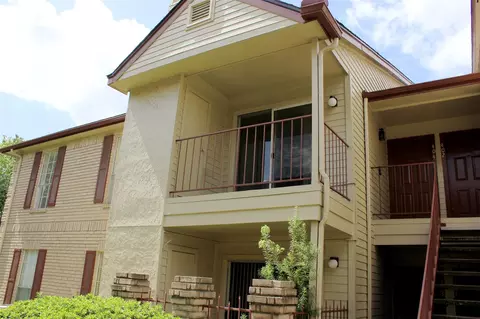 2120 El Paseo St #404, Houston, TX 77054