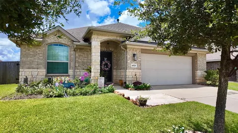 4928 Twin Summit Dr, Rosenberg, TX 77469