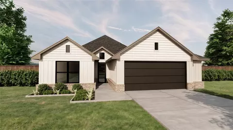 369 Covey Ln, Sealy, TX 77474