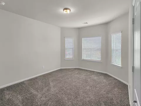 Bedroom - 398 Shoreview Dr, Conroe, TX 77303 photo 3 of 5