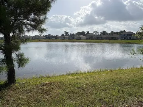 View/Area - 398 Shoreview Dr, Conroe, TX 77303 photo 2 of 6