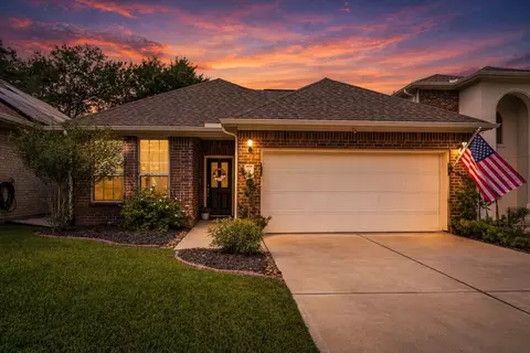 2923 Whitman Dr, Montgomery, TX 77356