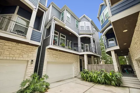 1202 W 16th St #C, Houston, TX 77008
