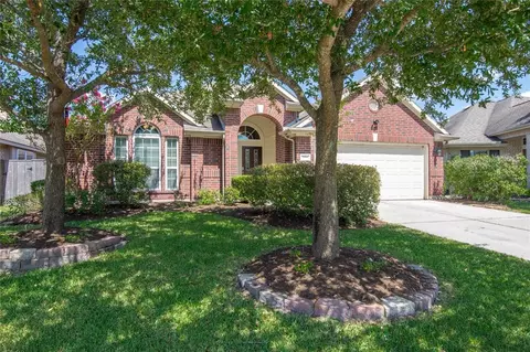 9110 Glenfair Ct, Spring, TX 77379 photo 1
