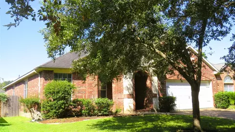 307 Autumn Creek Ln, Richmond, TX 77406