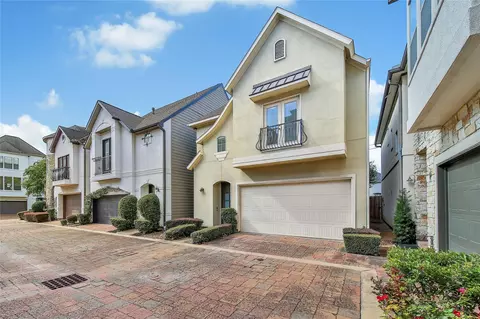 1113 Sherwood Trl, Houston, TX 77043