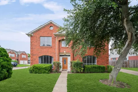 9366 Corner Oaks Ln, Houston, TX 77036